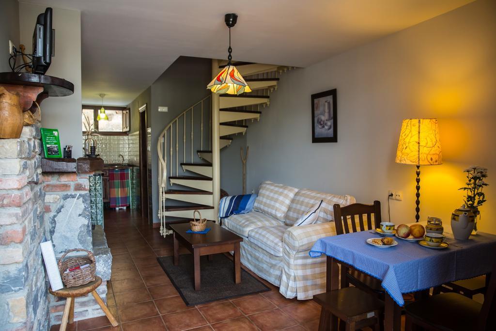 Apartamentos Rurales El Collain De Campiellos Buitenkant foto